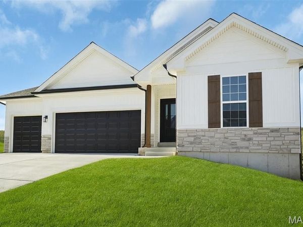 184 Hank's Close, Washington, MO 63090