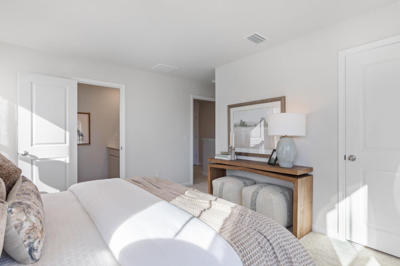 105 Berry Shoals Drive Photo 12