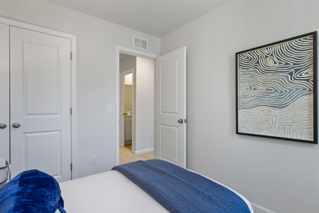 105 Berry Shoals Drive Photo 14