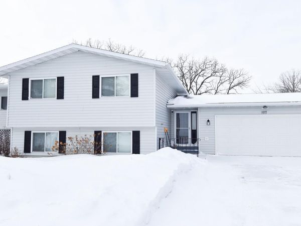107 Harding Street S, Karlstad, MN 56732
