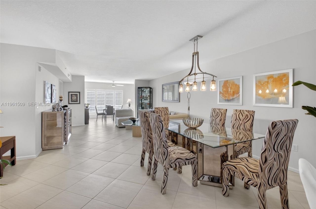 12540 Majesty Cir, Unit 303, Boynton Beach, FL 33437 Photo