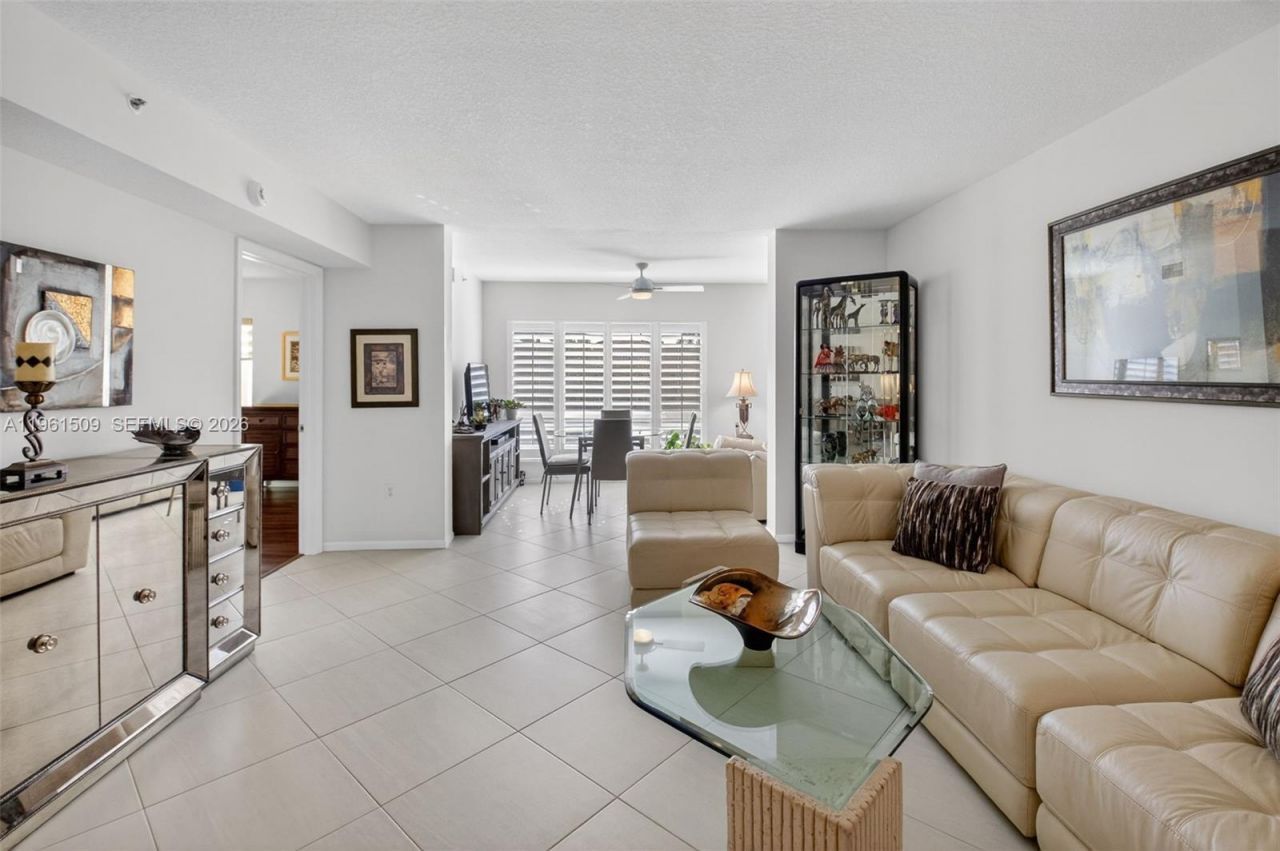 12540 Majesty Cir, Unit 303, Boynton Beach, FL 33437 Photo