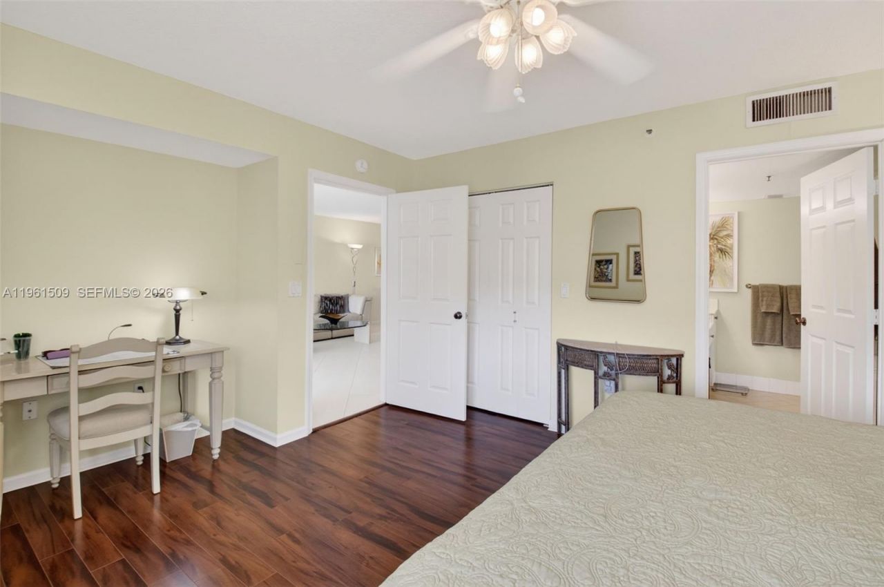 12540 Majesty Cir, Unit 303, Boynton Beach, FL 33437 Photo