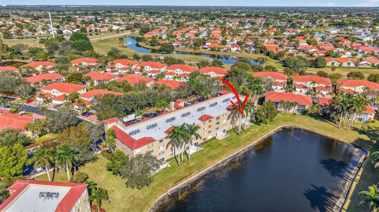 12540 Majesty Cir, Unit 303, Boynton Beach, FL 33437 Photo