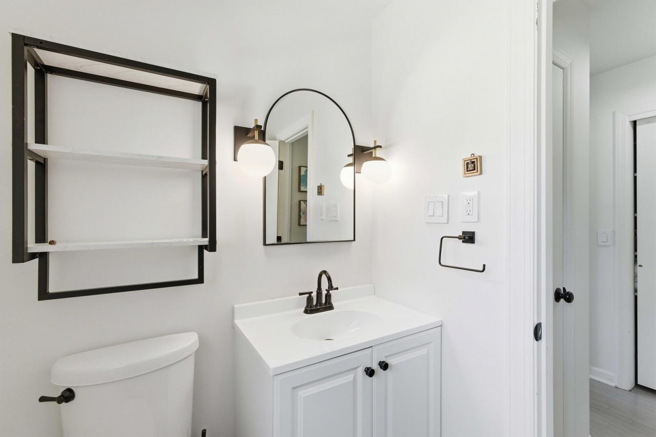 4901 Ashby Avenue Photo 14