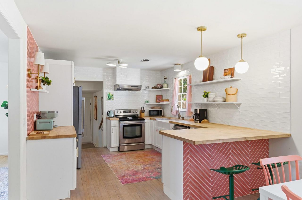 4901 Ashby Avenue Photo 8