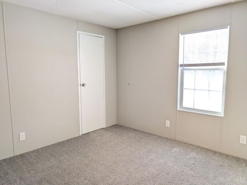 3008 Leeds Road, Monroe Township, OH 45102 Photo 16