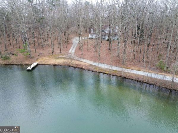 1722 Luther Bailey Road, Senoia, GA 30276