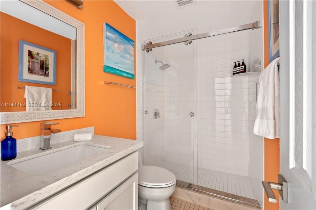 341 N Birch Rd , Unit 209, Fort Lauderdale, FL 33304 Photo