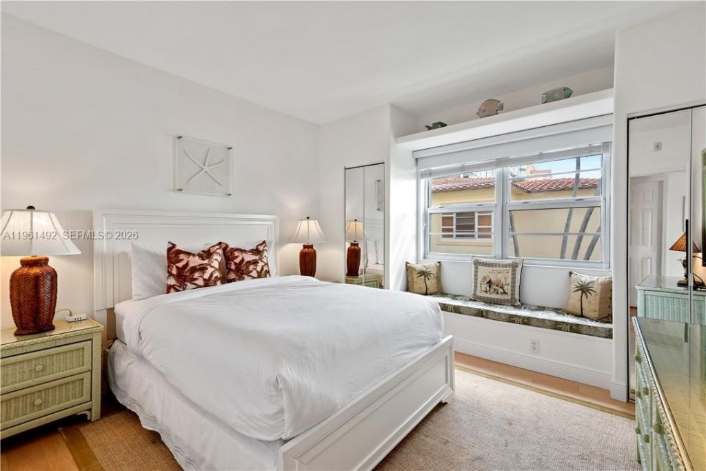 341 N Birch Rd , Unit 209, Fort Lauderdale, FL 33304 Photo