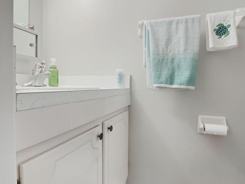 2343 Hardesty Court, Unit K4, Columbus, OH 43204 Photo 14