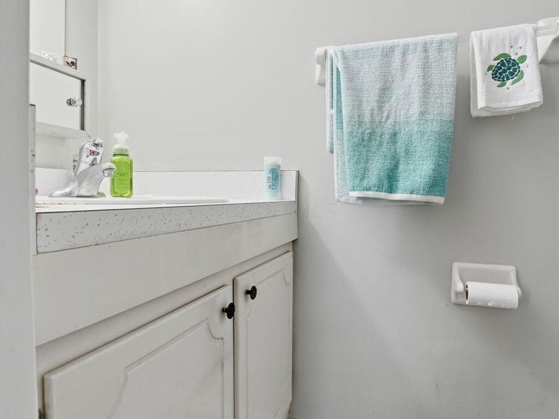 2343 Hardesty Court, Unit K4, Columbus, OH 43204 Photo 15