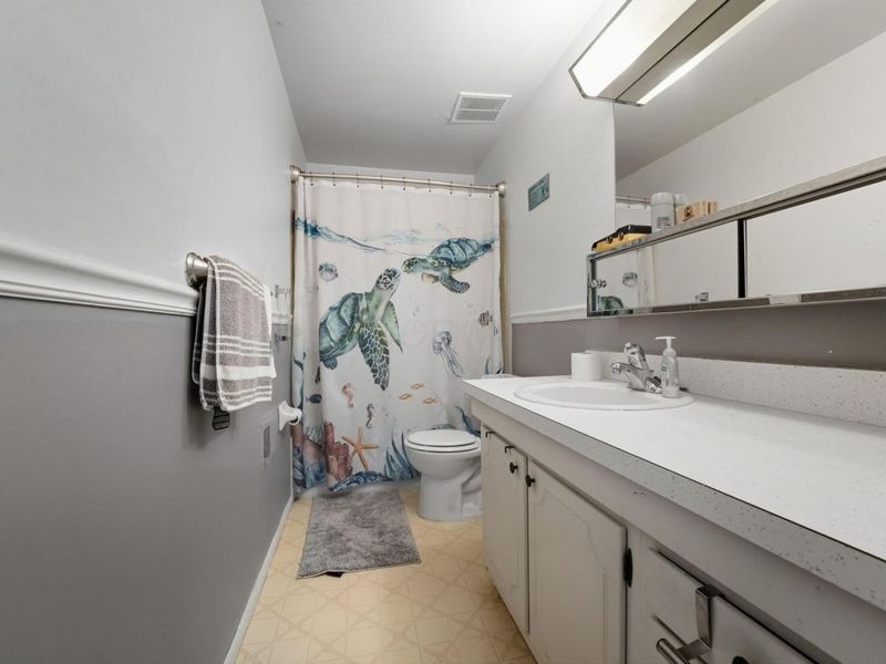 2343 Hardesty Court, Unit K4, Columbus, OH 43204 Photo 20