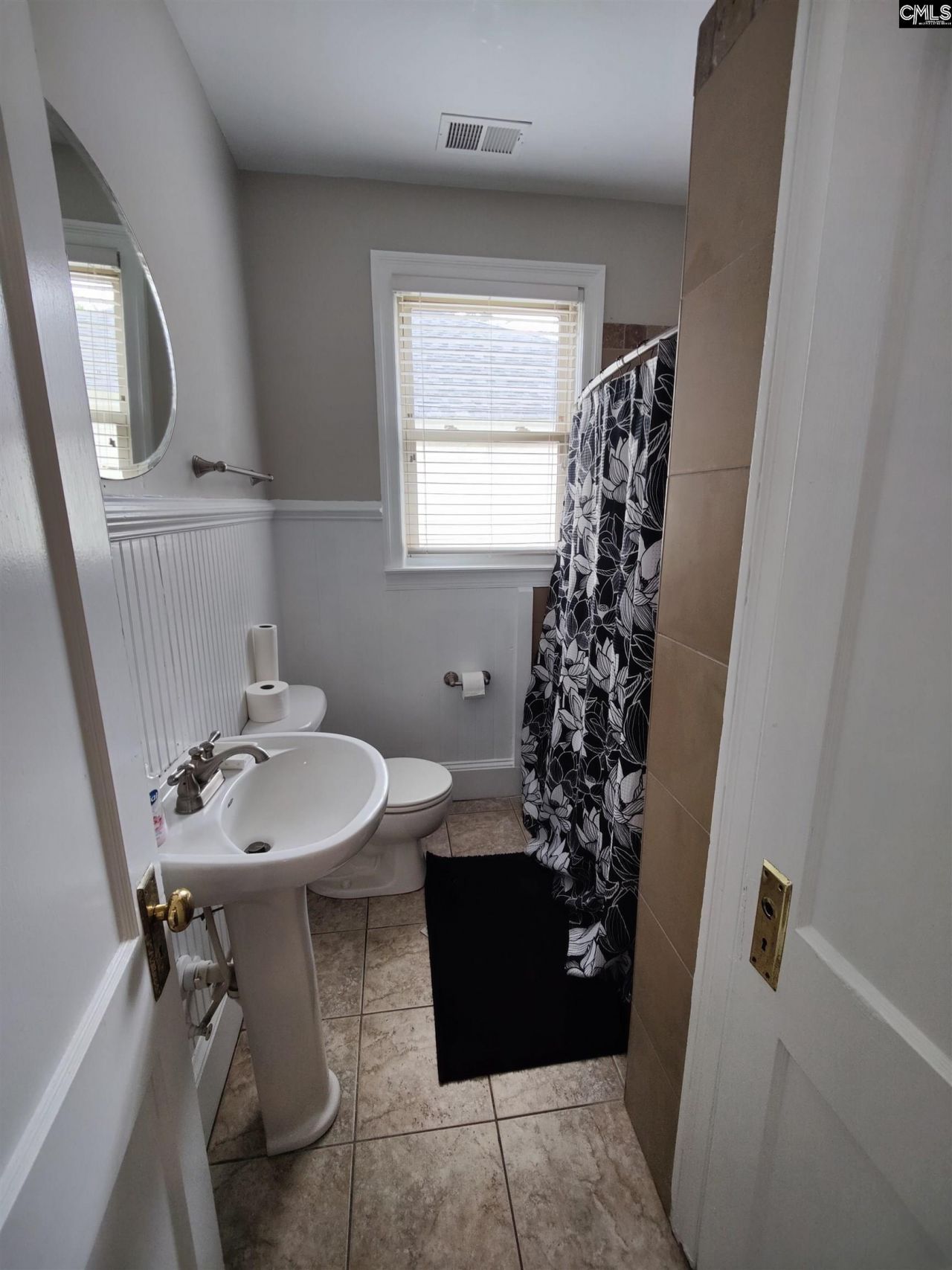 311 S Ott Road Photo 16