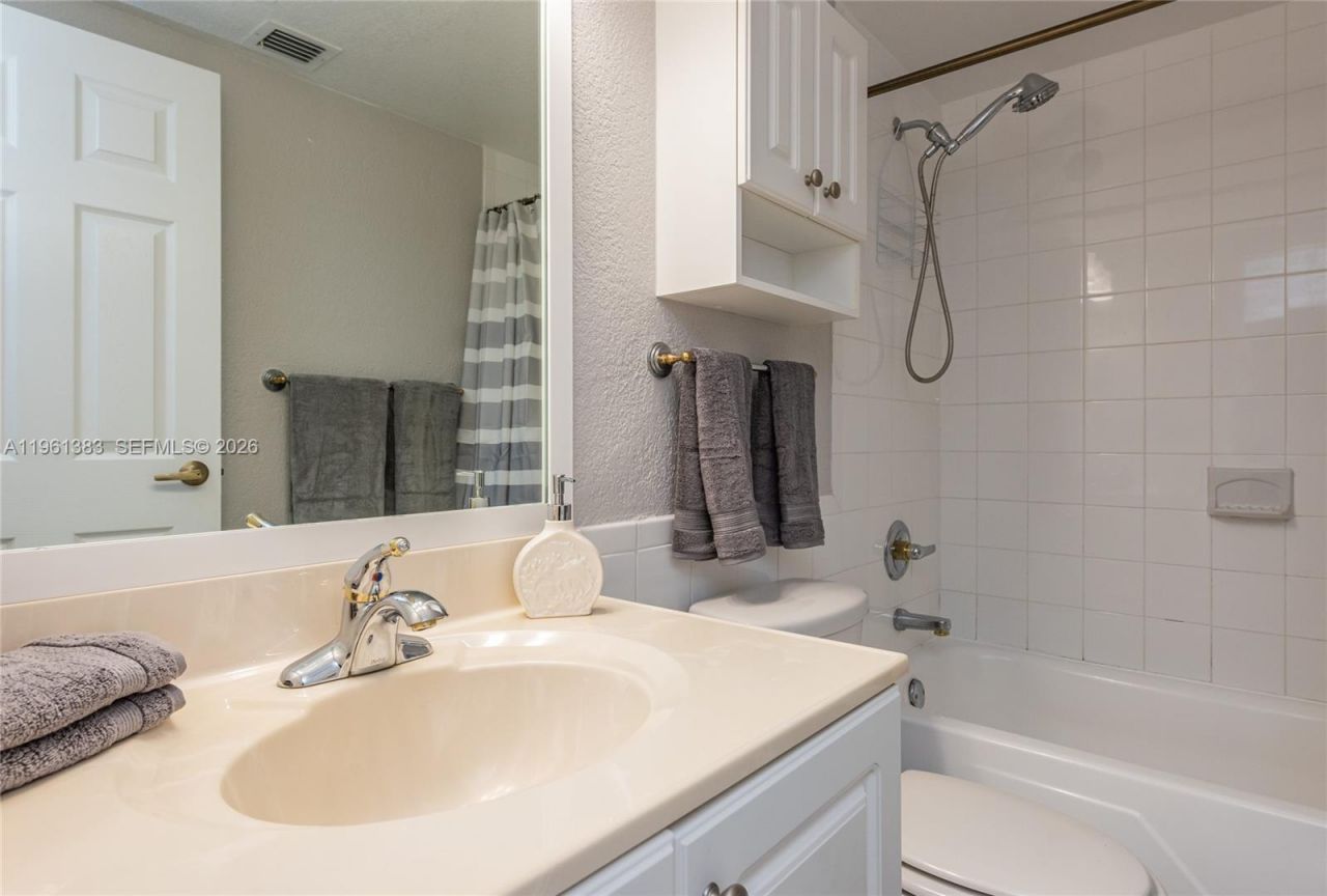 2501 S Ocean Dr, Unit 1617, Hollywood, FL 33019 Photo