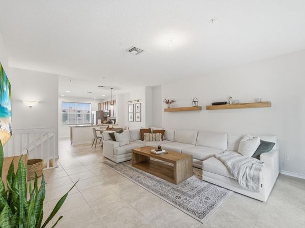 1923 Via Granada, Boynton Beach, FL 33426