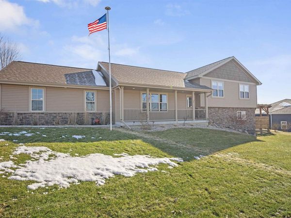 901 Blue Mounds Street, Mount Horeb, WI 53572