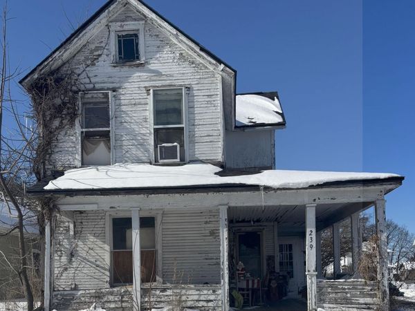 239 N Shaffer Street, Springfield, OH 45504