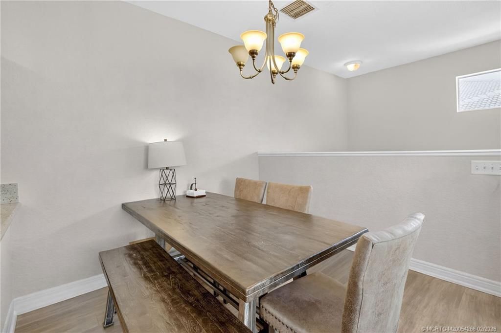 61 SE Palermo Court, Unit 204, Stuart, FL 34994 Photo