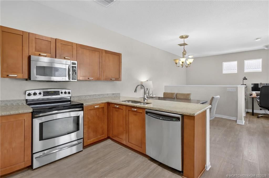 61 SE Palermo Court, Unit 204, Stuart, FL 34994 Photo