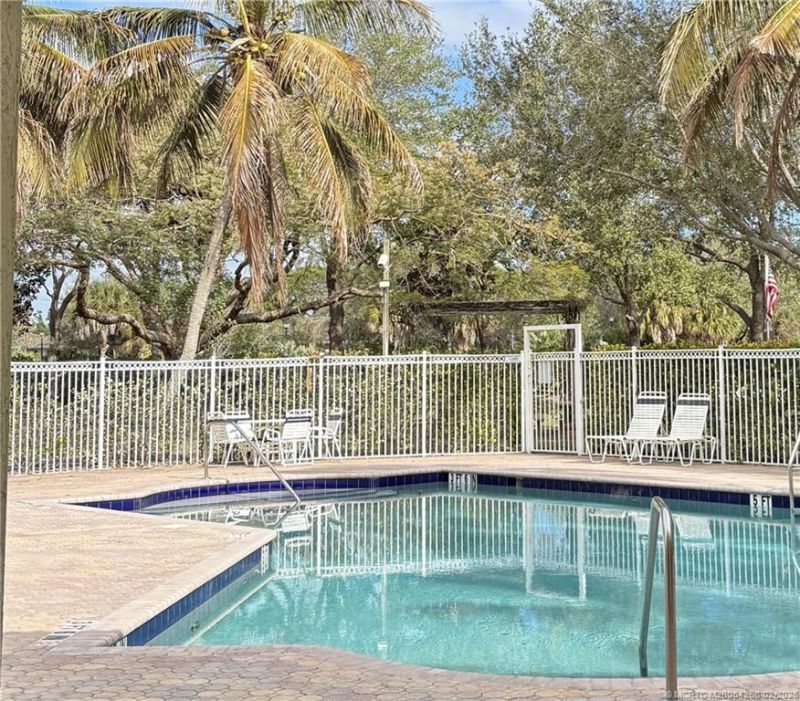 61 SE Palermo Court, Unit 204, Stuart, FL 34994 Photo