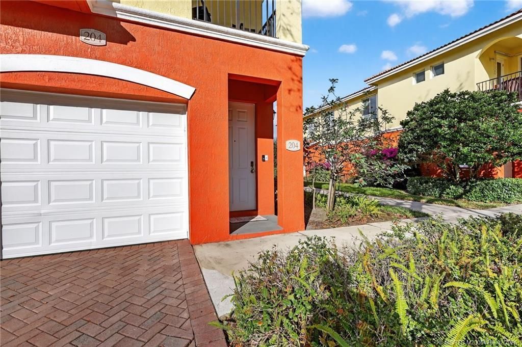 61 SE Palermo Court, Unit 204, Stuart, FL 34994 Photo