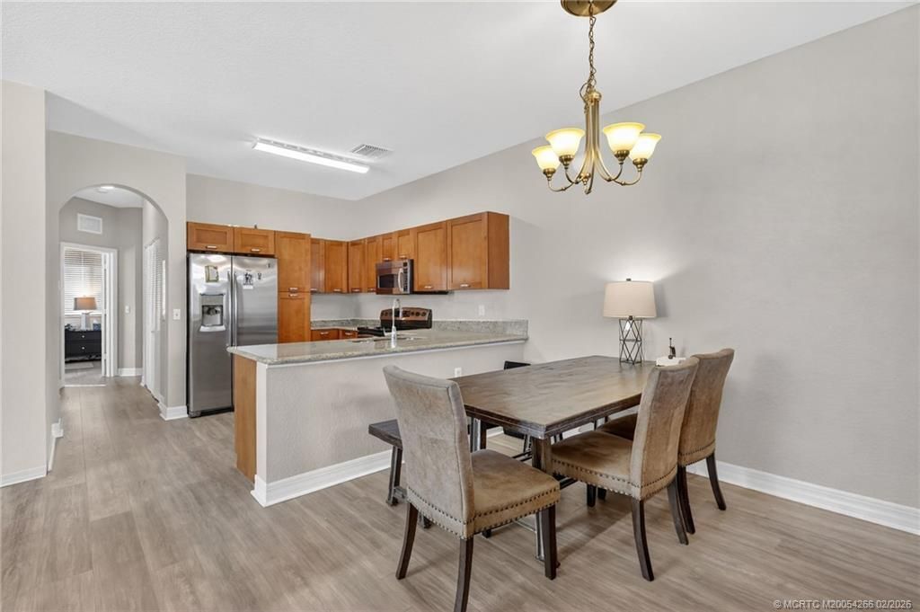 61 SE Palermo Court, Unit 204, Stuart, FL 34994 Photo