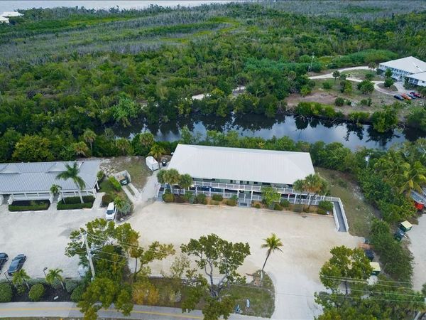 2440 Palm Ridge Rd, Sanibel, FL 33957