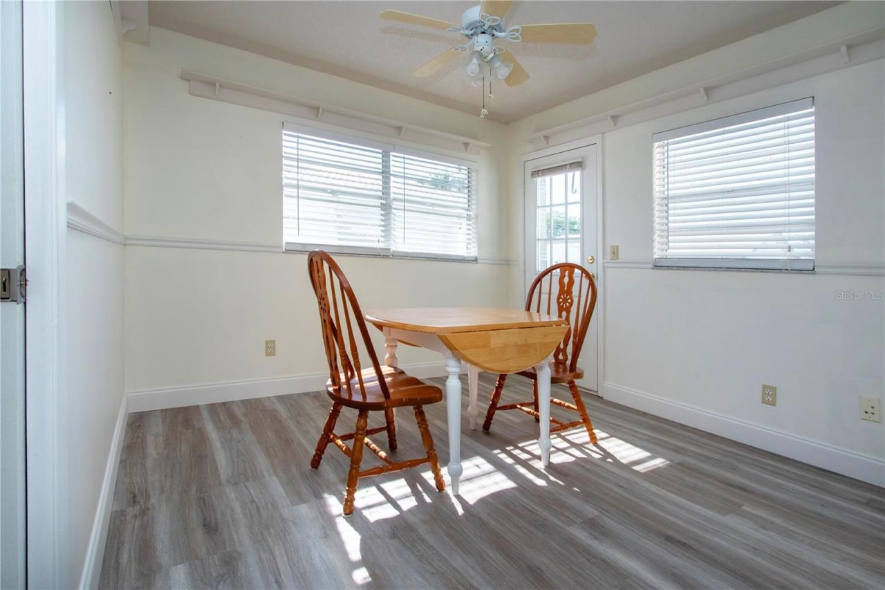 3807 Joyce Drive, Bradenton, FL 34208 Photo