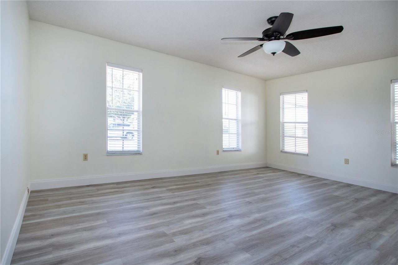 3807 Joyce Drive, Bradenton, FL 34208 Photo