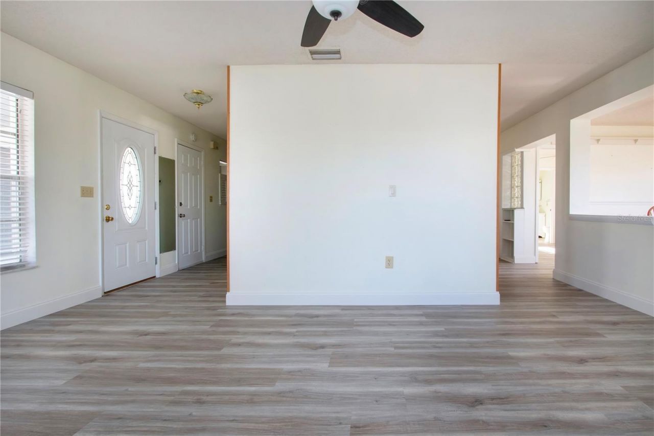 3807 Joyce Drive, Bradenton, FL 34208 Photo