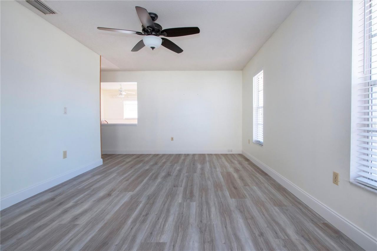 3807 Joyce Drive, Bradenton, FL 34208 Photo