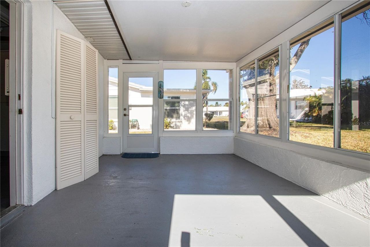 3807 Joyce Drive, Bradenton, FL 34208 Photo