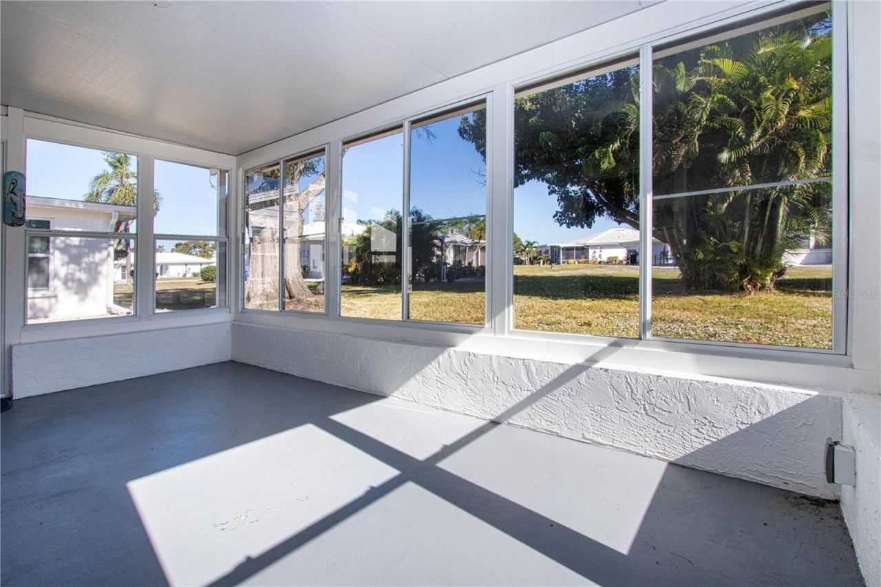 3807 Joyce Drive, Bradenton, FL 34208 Photo