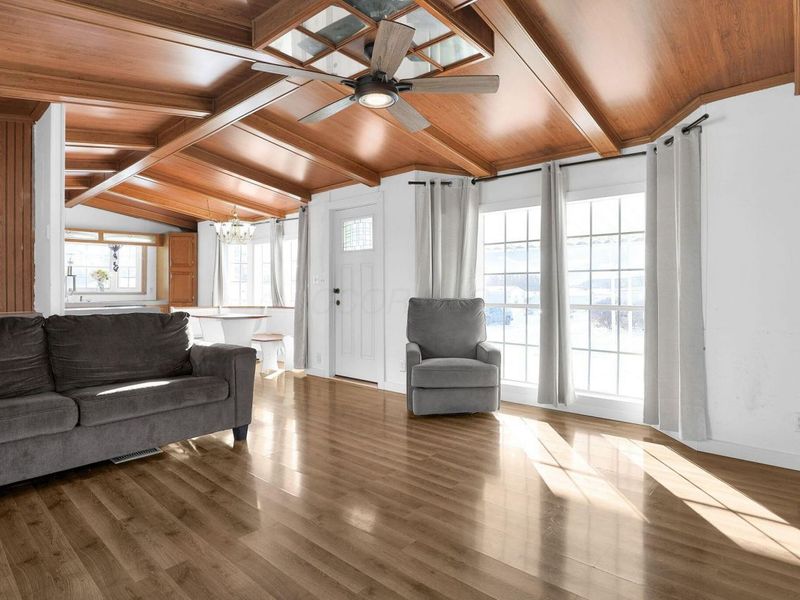 4150 Martinsburg Drive, Columbus, OH 43207 Photo 11