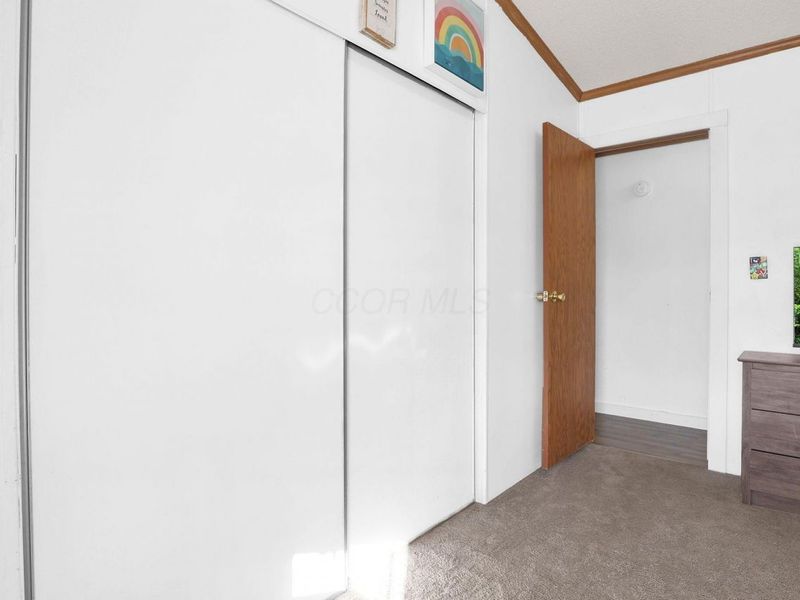 4150 Martinsburg Drive, Columbus, OH 43207 Photo 15