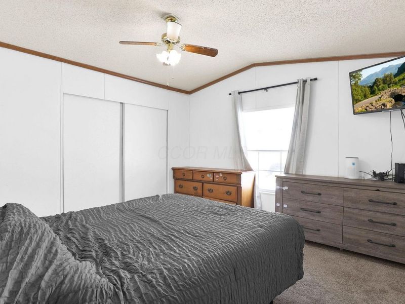 4150 Martinsburg Drive, Columbus, OH 43207 Photo 16