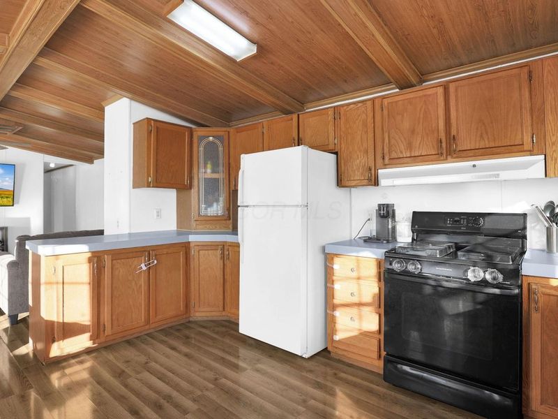 4150 Martinsburg Drive, Columbus, OH 43207 Photo 9