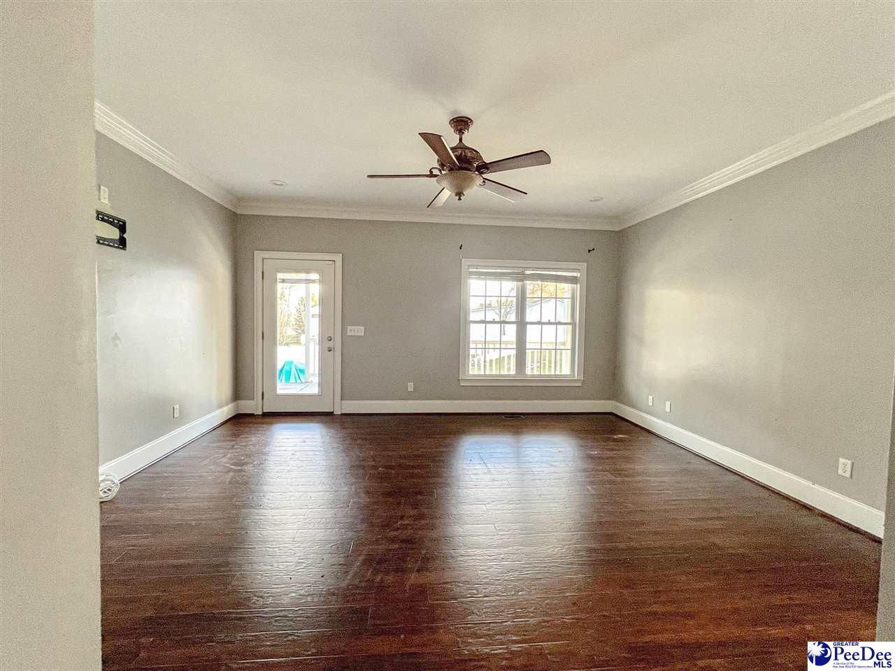 654 N Beaverdam Dr Photo 11