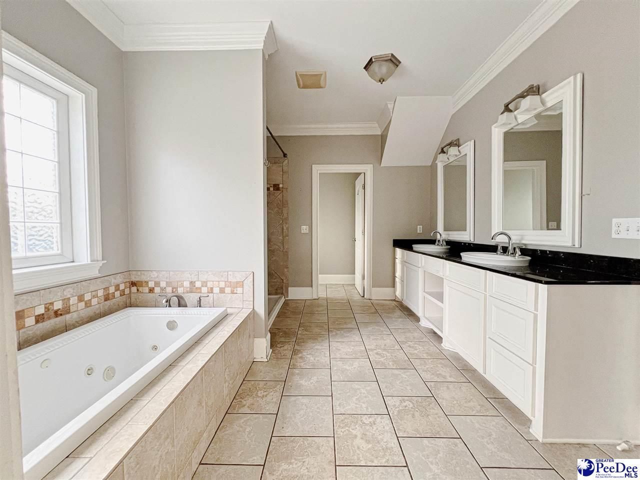 654 N Beaverdam Dr Photo 14