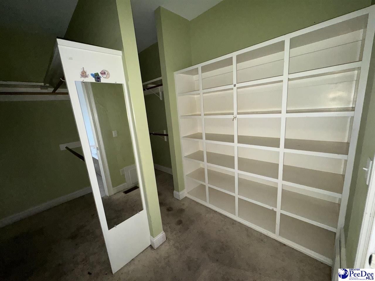 654 N Beaverdam Dr Photo 17