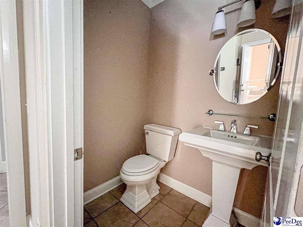 654 N Beaverdam Dr Photo 17