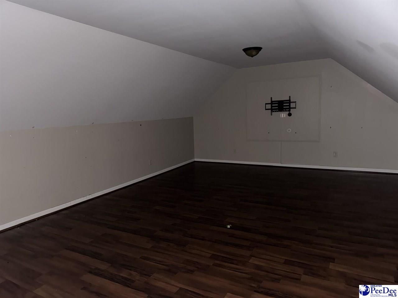 654 N Beaverdam Dr Photo 18