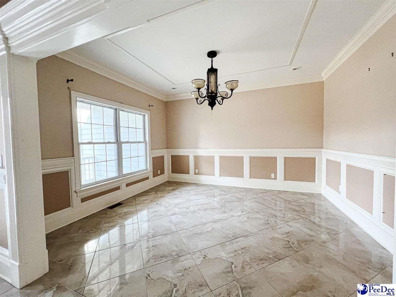 654 N Beaverdam Dr Photo 4