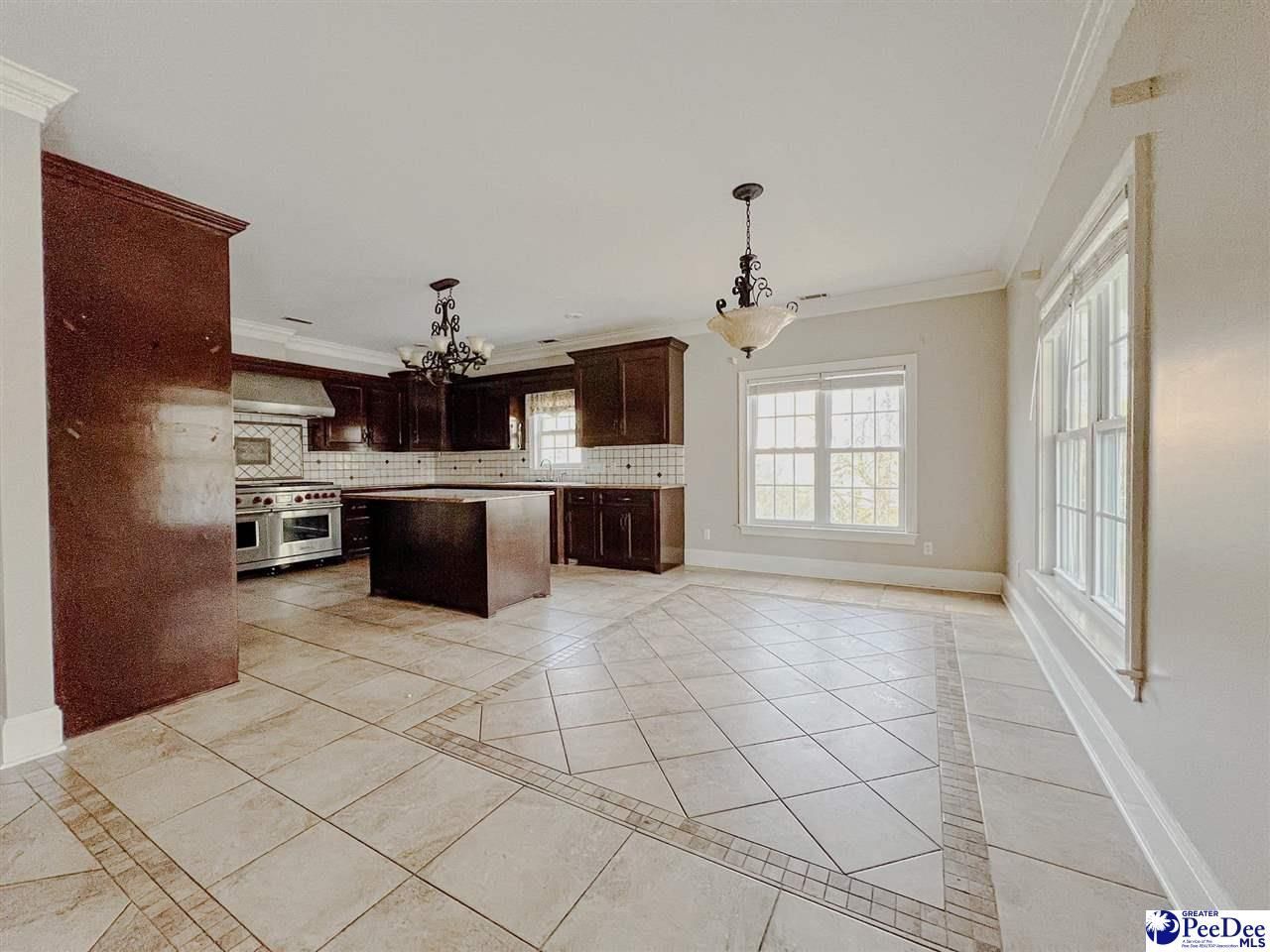 654 N Beaverdam Dr Photo 7