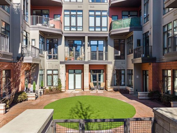 129 Walnut Street, Chattanooga, TN 37403