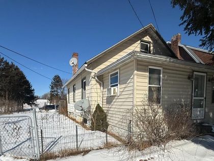 5933 LINCOLN HIGHWAY W Thomasville, PA 17364