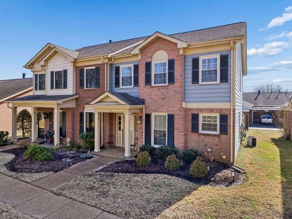 9111 Sawyer Brown Rd, Nashville, TN 37221