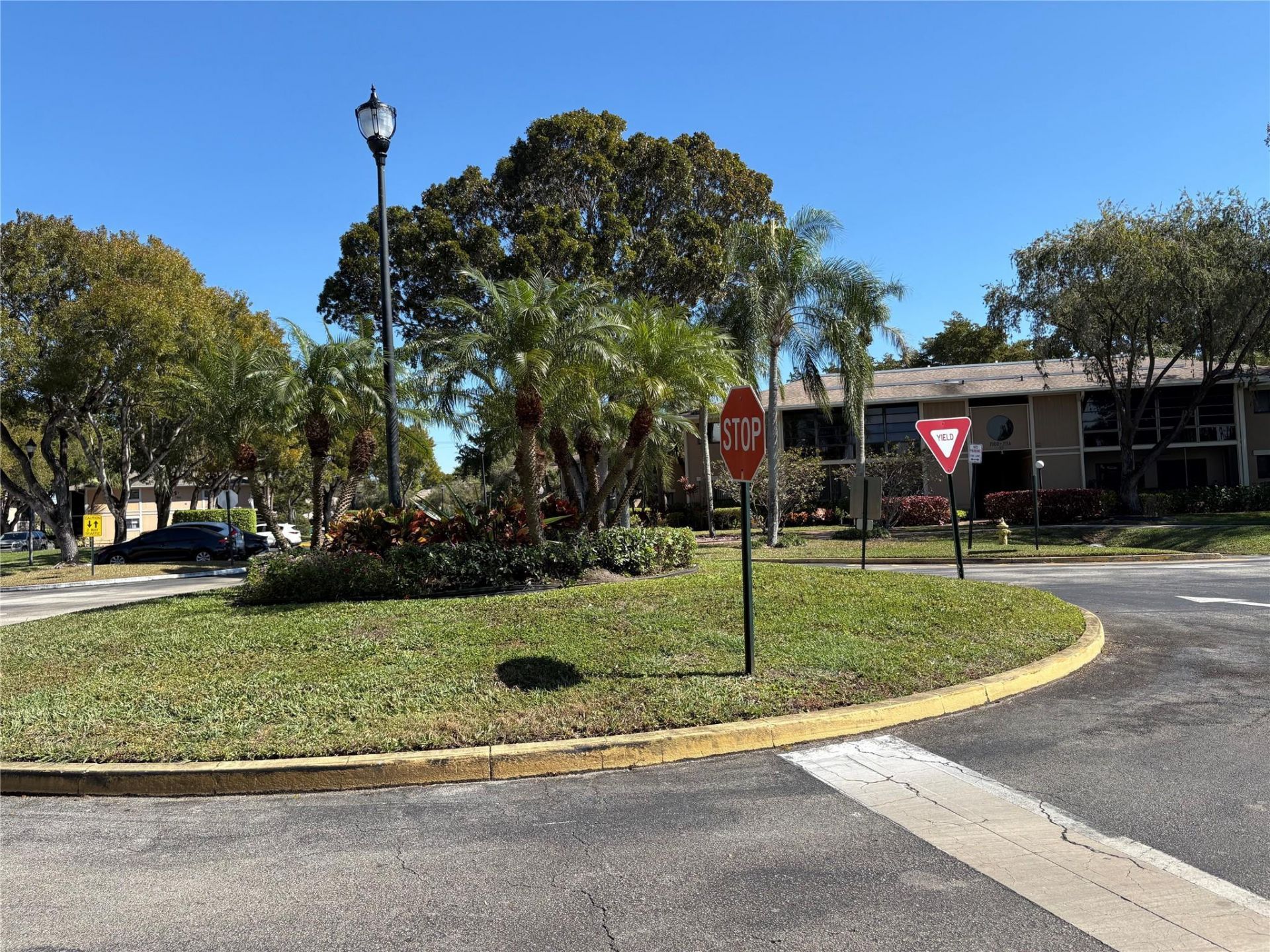 7275 Ashmont Cir, Unit 7275, Tamarac, FL 33321 Photo