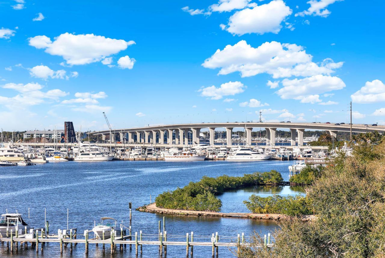 624 SW Saint Lucie Crescent, Unit 406, Stuart, FL 34994 Photo